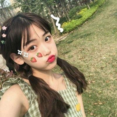 倒挂的爱丽丝